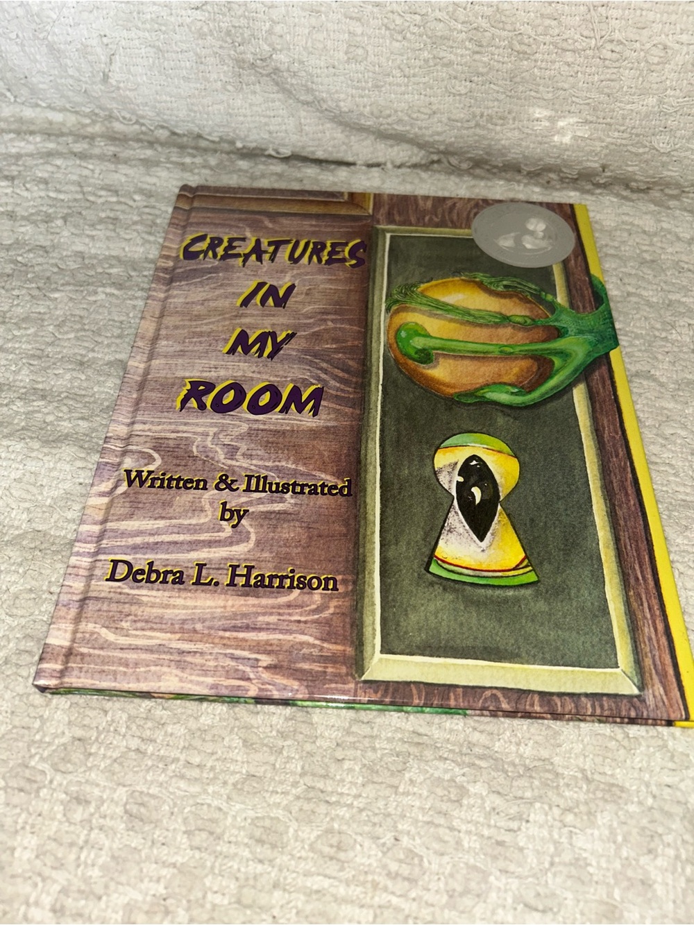 Creatures In My Room by Debra L. Harrison Signed Dedication + Stamp Award-Win